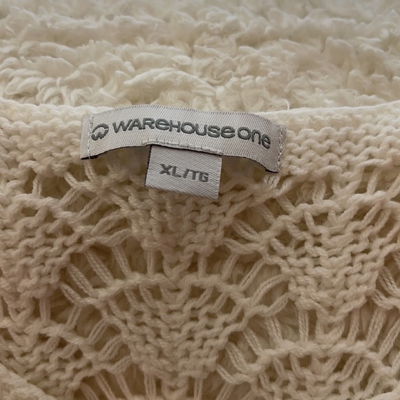 Selling Warehouse One brand white top XL - Picture 2 of 2